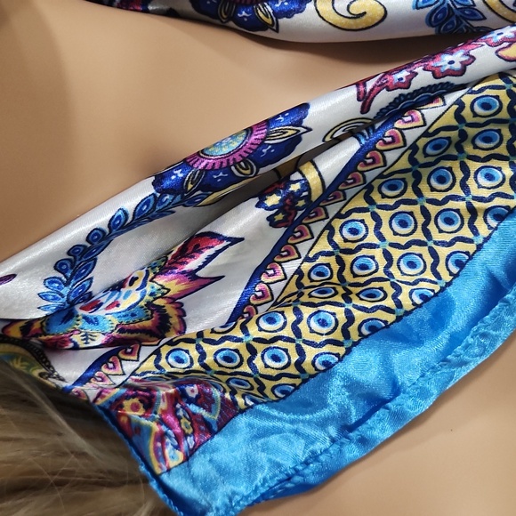 3 Square Neck Scarfs Very Pretty. - Picture 4 of 15